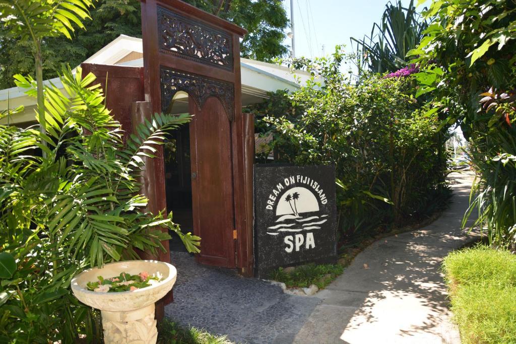 First Landing Beach Resort & Villas Лаутока Екстер'єр фото
